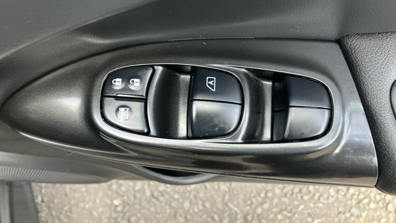 Nissan Juke 1.6 [112] Bose Personal Edition 5dr Petrol Hatchback